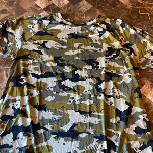 Nike, dry fit tee. Size XXL